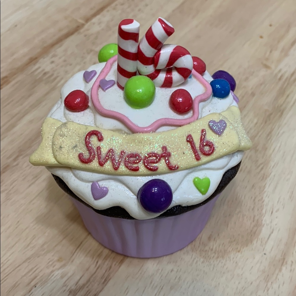 Sweet 16 Cupcake Party Decoration
